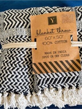 Y Blanket Throw - Black and Cream Cotton Throw